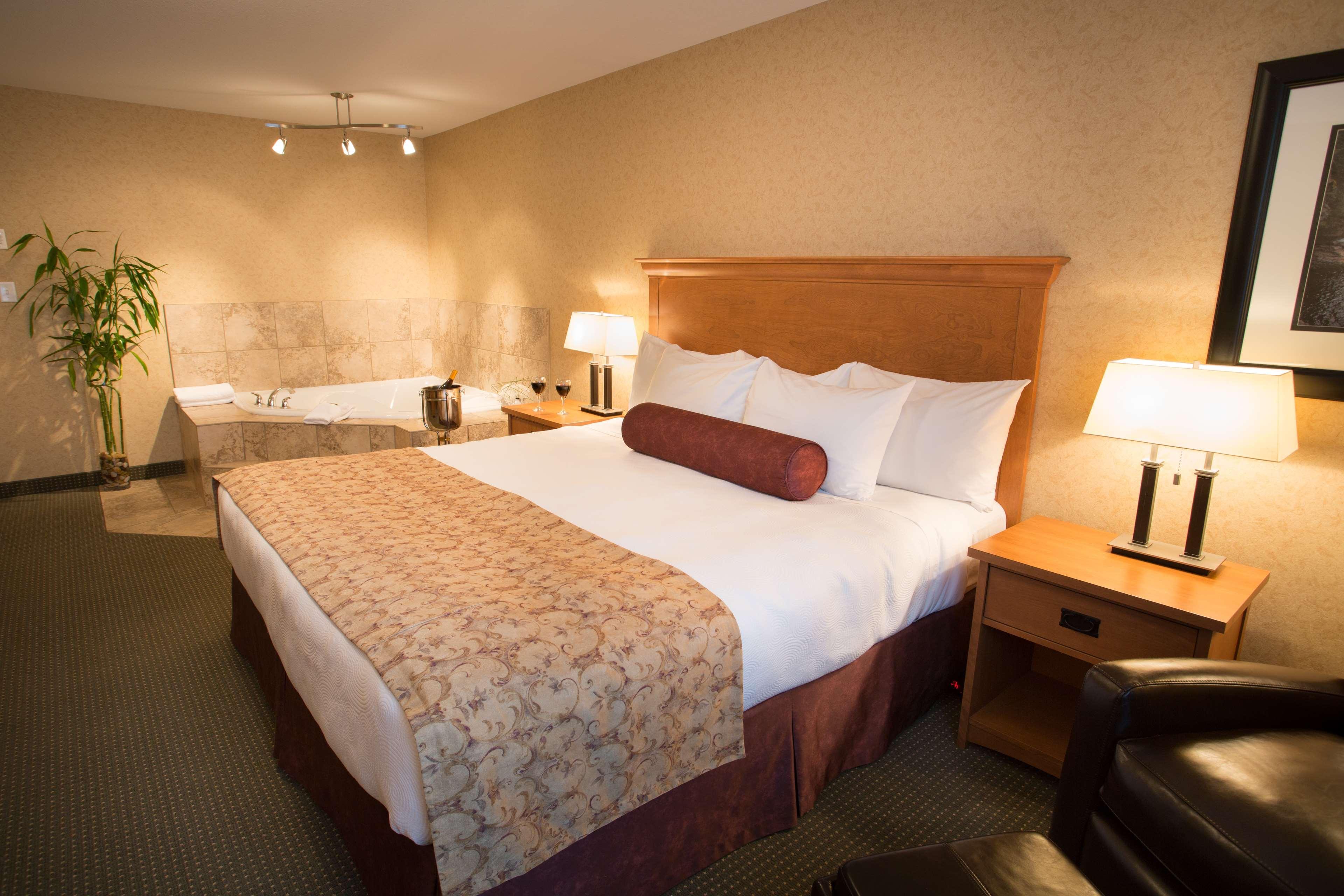 Best Western Sicamous Inn Dış mekan fotoğraf