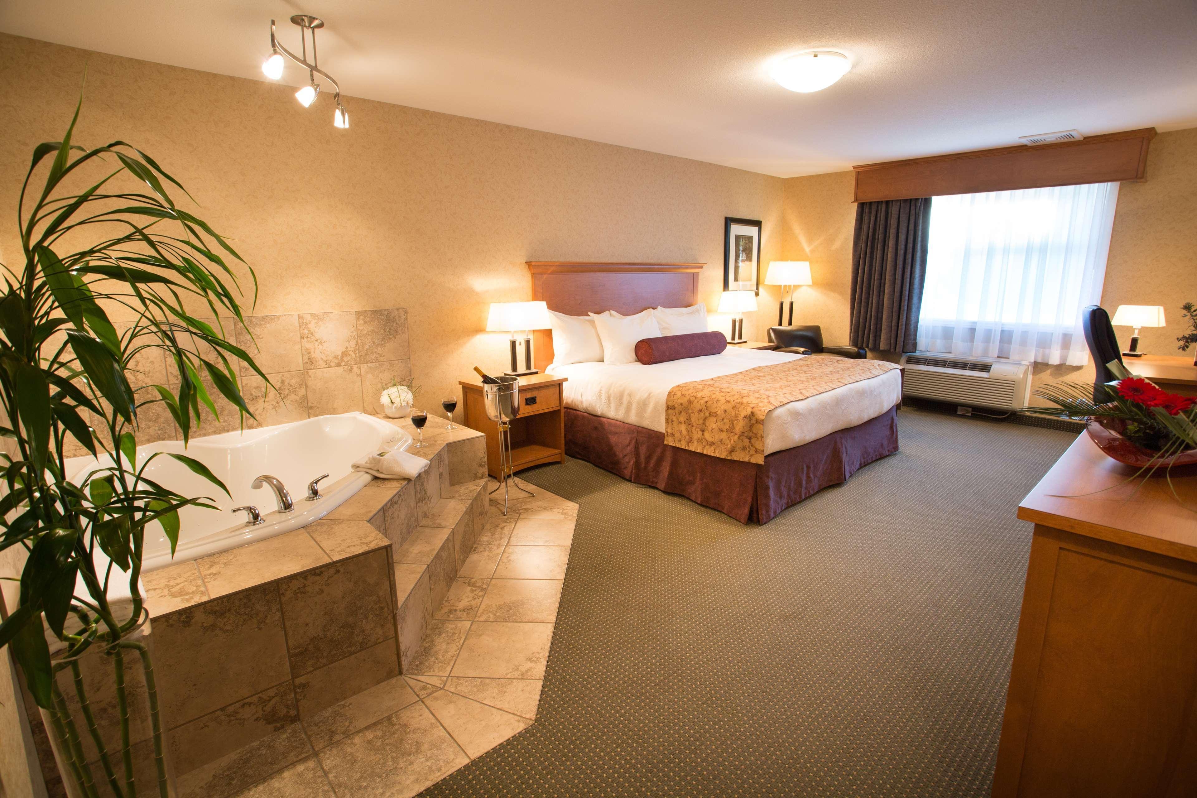 Best Western Sicamous Inn Dış mekan fotoğraf